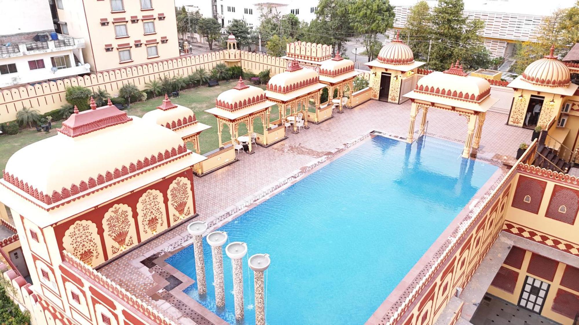 Umaid Haveli-A Heritage Style Hotel & Resort Jaipur Exterior photo